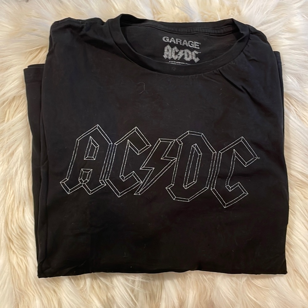 garage - ac/dc black tee